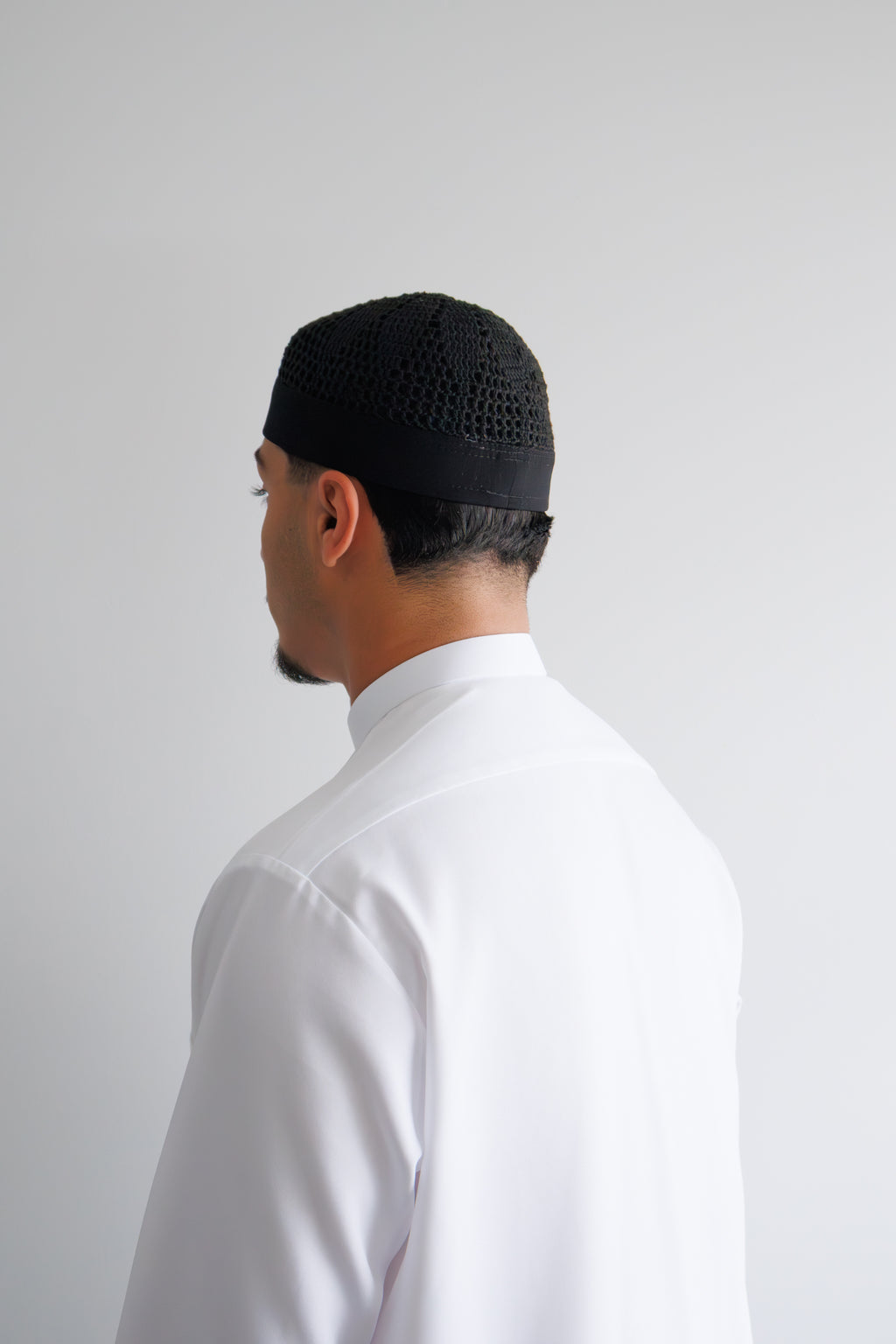 Black premium Egyptian Kufi Islamic prayer cap - front view | Ghutrah